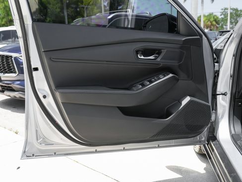 Used 2023 Honda Accord Sport image 31