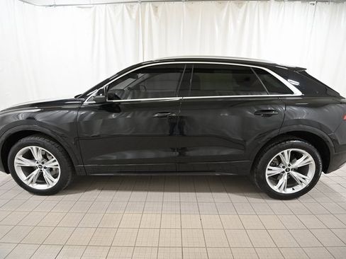 Used 2022 Audi Q8 Premium Plus w/ Premium Plus Package image 10