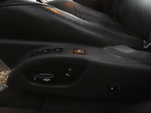 Used 2016 Volvo XC60 T6 Platinum image 44