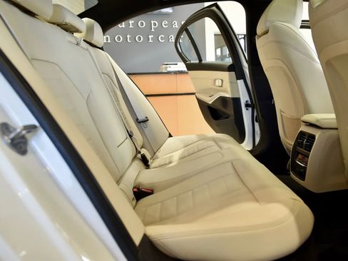 Used 2020 BMW 330i xDrive Sedan w/ Driving Assistance Package image 22