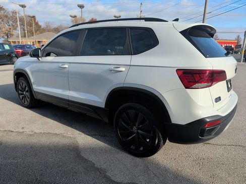 Used 2022 Volkswagen Taos S w/ IQ Drive S Package image 5