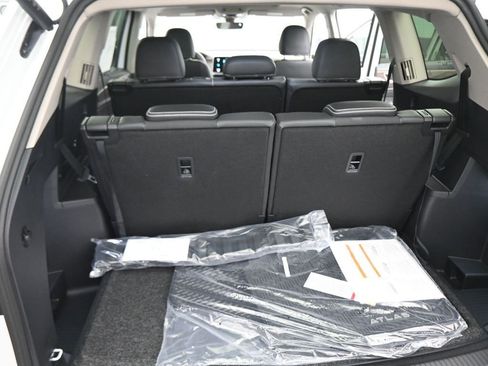 New 2026 Volkswagen Atlas SEL AWD/4WD image 40