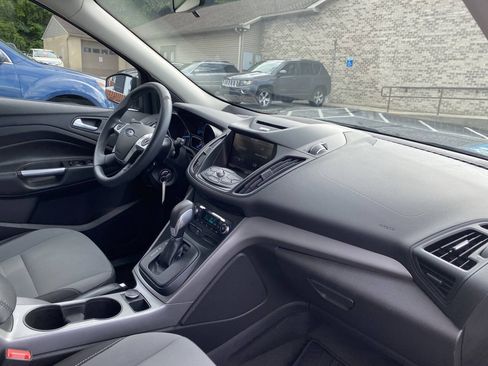 Used 2014 Ford Escape SE w/ Equipment Group 201A AWD/4WD image 17