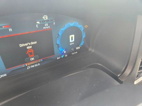 New 2025 Ford Bronco Badlands image 11