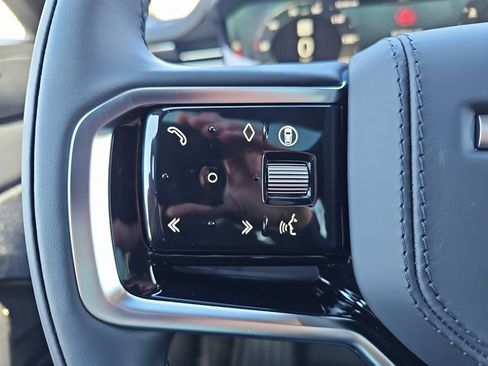 Certified 2025 Land Rover Range Rover Sport image 17
