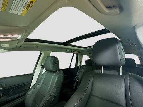 Certified 2026 Mercedes-Benz GLS 450 4MATIC image 28