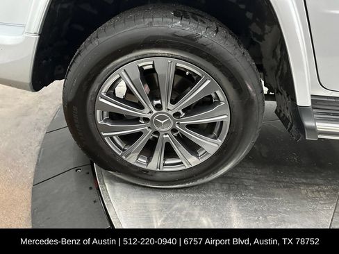 Used 2025 Mercedes-Benz G 550 image 9
