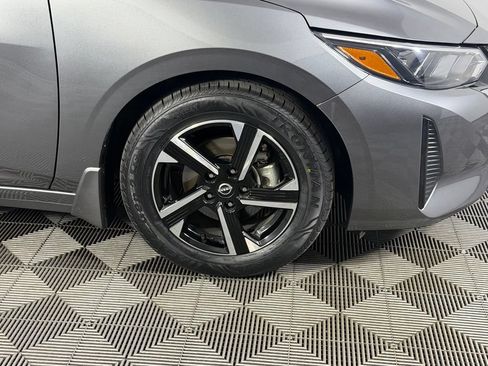 Used 2025 Nissan Sentra SV FWD image 12