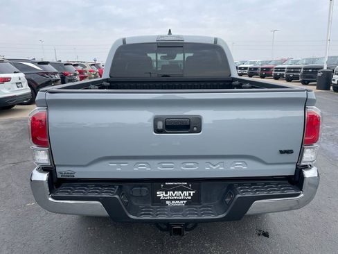 Used 2020 Toyota Tacoma TRD Off-Road image 28