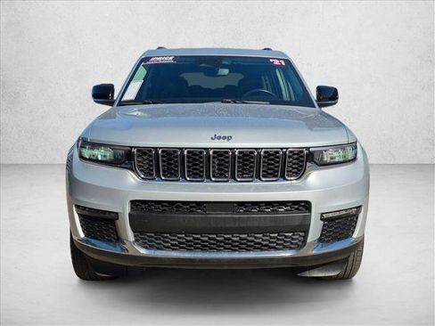 Used 2021 Jeep Grand Cherokee L Limited AWD/4WD image 2