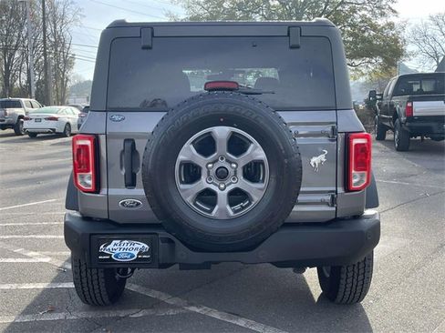 New 2025 Ford Bronco Big Bend image 5