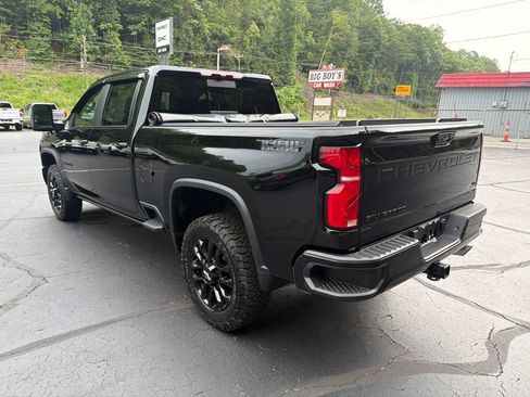 Used 2026 Chevrolet Silverado 2500 LT w/ Trail Boss Package AWD/4WD image 2