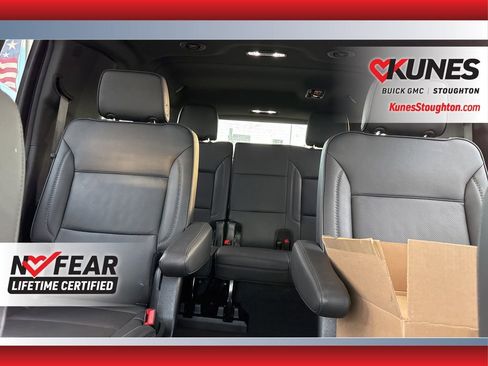 Used 2025 GMC Yukon XL Denali image 19