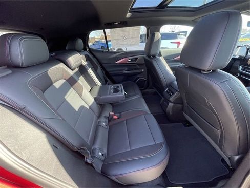 New 2025 Chevrolet Equinox EV RS w/ Active Safety Package 3 AWD/4WD image 28
