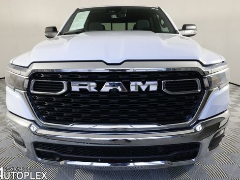Used 2025 RAM 1500 Big Horn AWD/4WD image 2