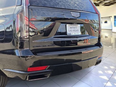 Used 2021 Cadillac Escalade Sport Platinum w/ Heavy-Duty Trailer Package AWD/4WD image 6