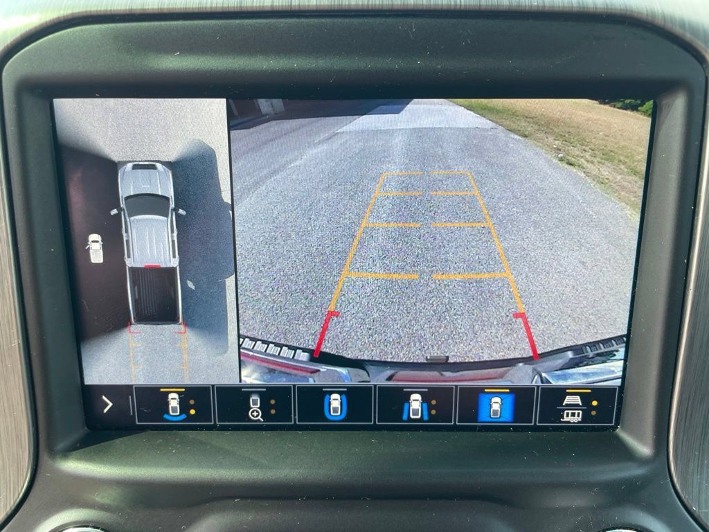 Used 2020 GMC Sierra 2500 Denali w/ Denali Ultimate Package AWD/4WD image 27