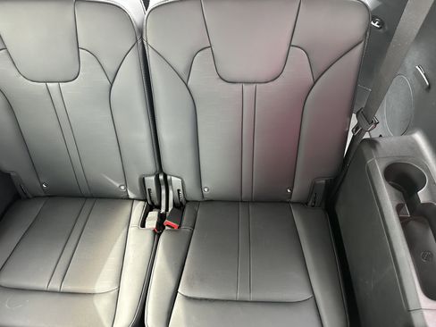 Used 2025 Kia Sorento EX AWD/4WD image 21