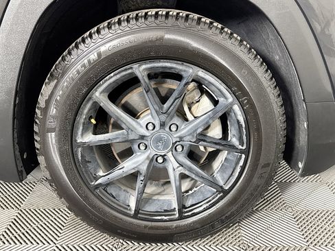 Used 2018 GMC Terrain SLE image 31