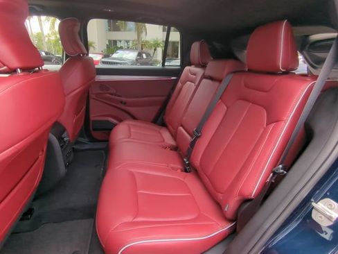 Used 2024 Jeep Wagoneer Launch Edition AWD/4WD image 16