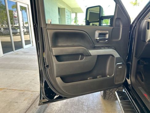 Used 2016 Chevrolet Silverado 1500 LTZ Z71 w/ LTZ Plus Package image 37