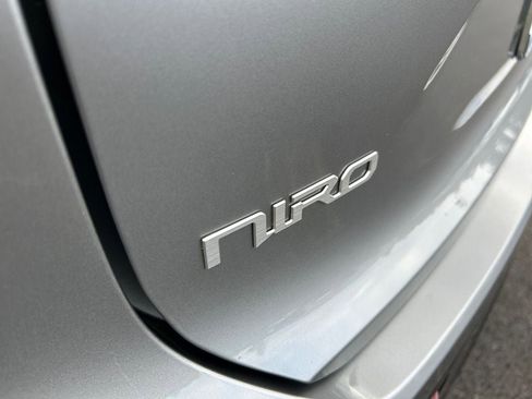 Used 2023 Kia Niro Wind w/ Wind Preserve Package FWD image 32