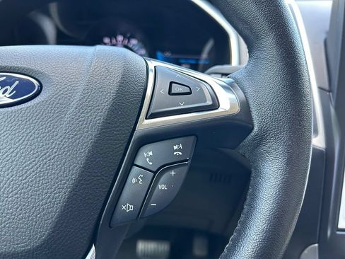 Used 2021 Ford Edge SEL w/ Convenience Package FWD image 24