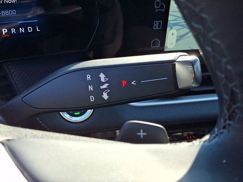 Used 2026 Chevrolet Equinox LT image 14