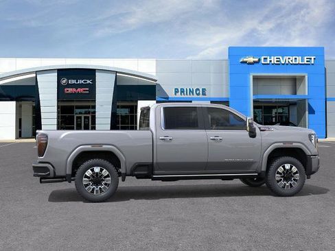 New 2025 GMC Sierra 2500 Denali w/ Denali Reserve Package image 39
