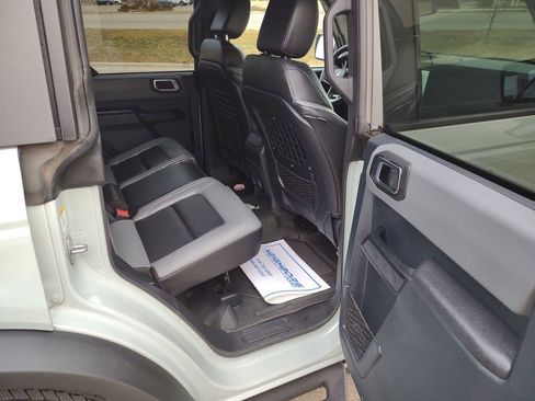 Used 2024 Ford Bronco Big Bend image 33