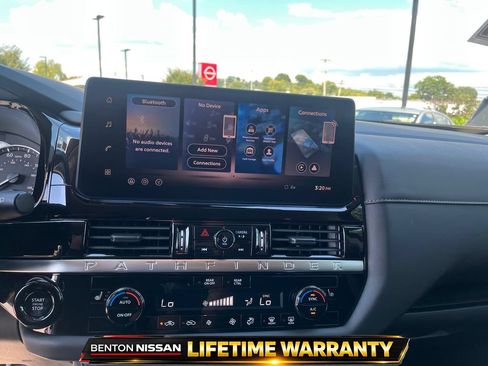 Certified 2026 Nissan Pathfinder SV AWD/4WD image 16