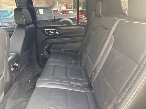 Used 2021 GMC Yukon XL SLT image 12