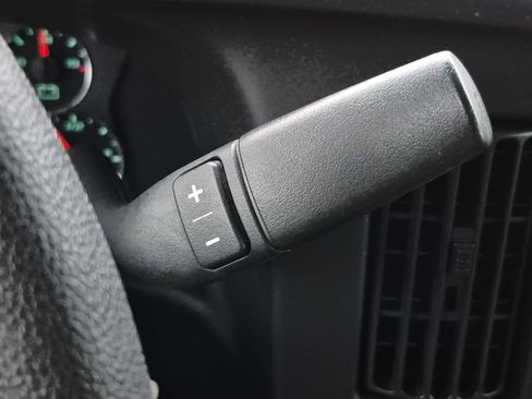 Certified 2016 GMC Savana 3500 image 24