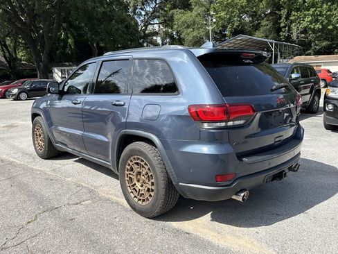 Used 2021 Jeep Grand Cherokee Trailhawk w/ Trailhawk Luxury Group AWD/4WD image 3