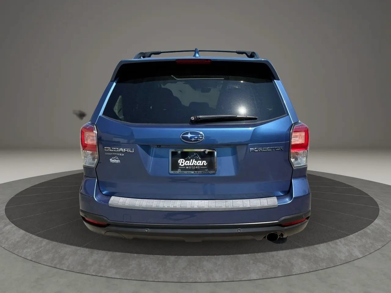 Used 2018 Subaru Forester 2.5i Touring w/ Popular Package #2 AWD/4WD image 6