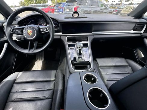 Used 2023 Porsche Panamera 4 Platinum Edition w/ Assistance Package AWD/4WD image 10
