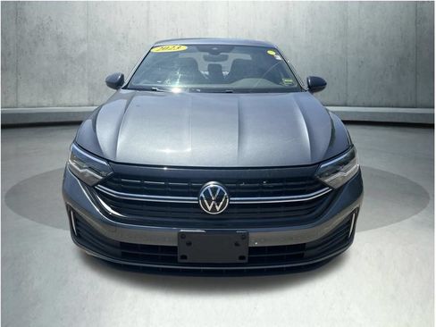Used 2023 Volkswagen Jetta Sport FWD image 5