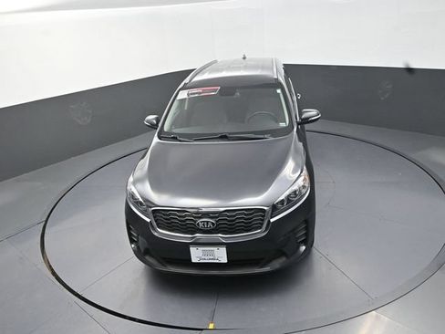 Used 2019 Kia Sorento AWD w/ LX Convenience Package image 13
