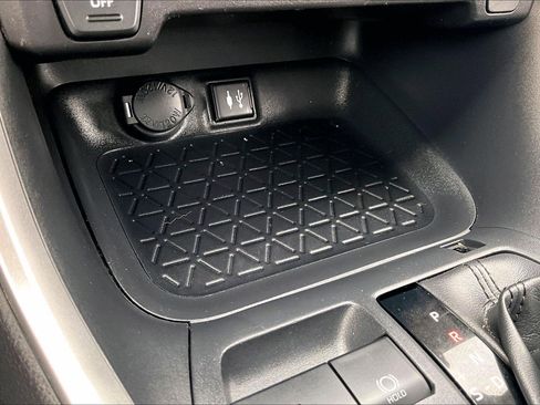 Used 2019 Toyota RAV4 XLE Premium w/ All Weather Liner Package AWD/4WD image 31