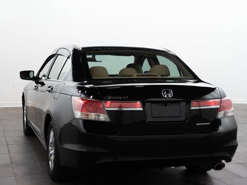 Used 2011 Honda Accord SE image 9
