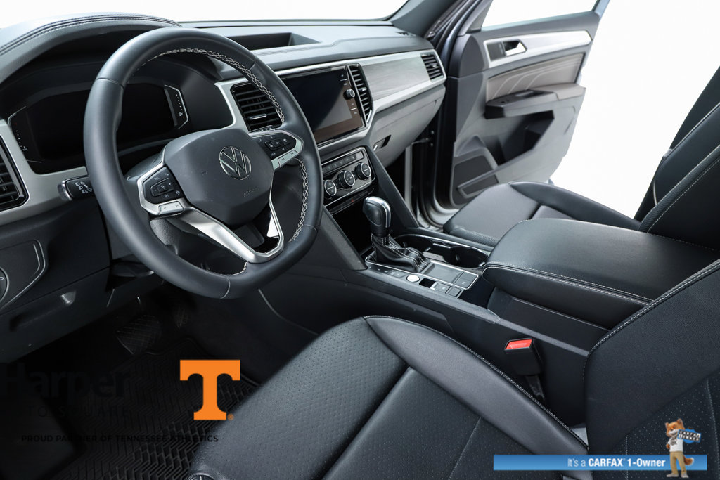 Used 2023 Volkswagen Atlas Cross Sport SE w/ Panoramic Sunroof Package FWD image 19