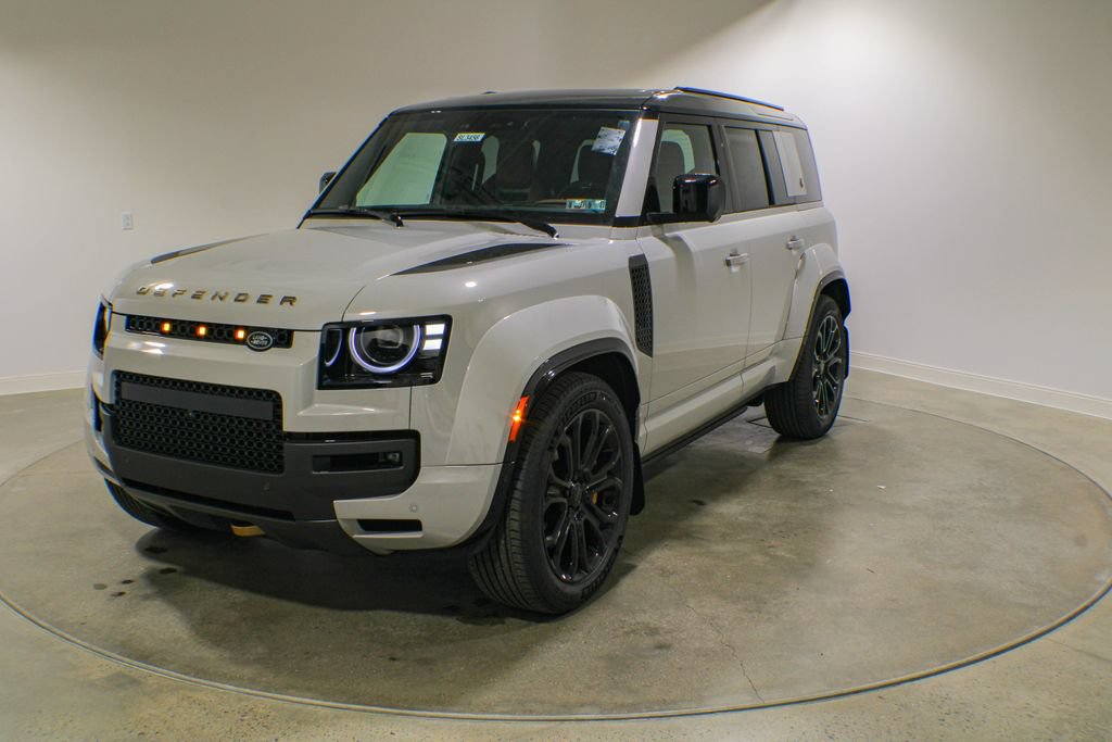 New 2026 Land Rover Defender 110 OCTA AWD/4WD image 1