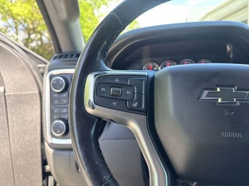 Used 2019 Chevrolet Silverado 1500 RST image 17