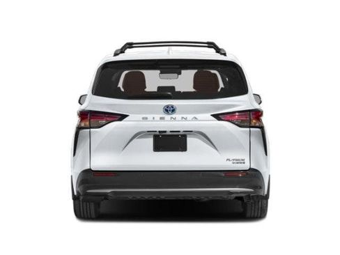 Certified 2025 Toyota Sienna Platinum AWD/4WD image 5