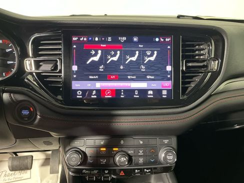 Used 2025 Dodge Durango GT AWD/4WD image 21
