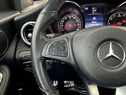 Used 2017 Mercedes-Benz GLC 300 image 27