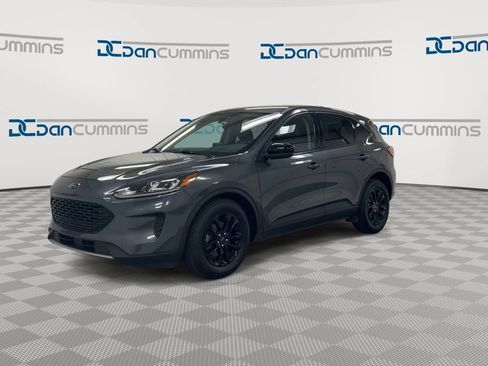 Used 2020 Ford Escape SE Sport FWD image 4