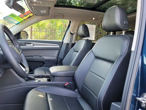 Used 2023 Volkswagen Atlas SE w/ Panoramic Sunroof Package FWD image 12