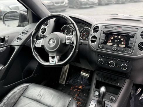 Used 2015 Volkswagen Tiguan R-Line image 11