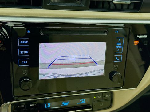 Used 2017 Toyota Corolla LE w/ Carpet Mat Package (TMS) image 10